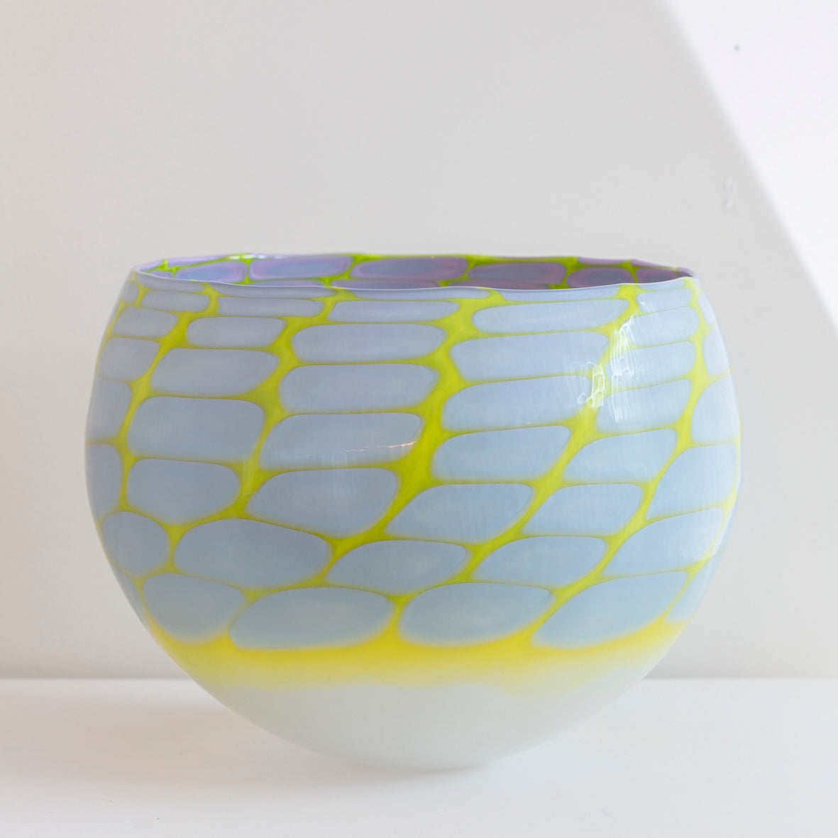 Keith Rowe | [Murrine bowl in Lavender]
